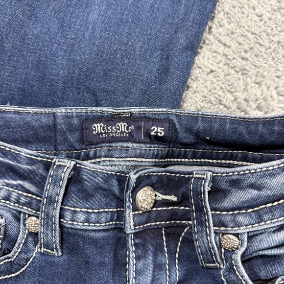 Miss Me Mid Rise Bootcut Americana Horseshoe Embellished Blue Womens Size 25x33 - Picture 4 of 9